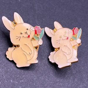 Vintage pair enamel bunny pins
